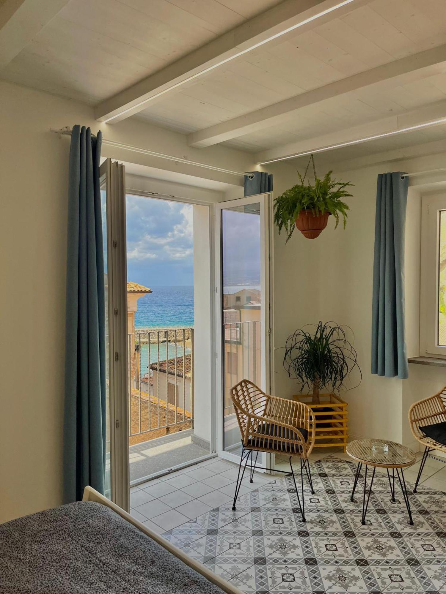 Casa Vacanze Penelope Pizzo  Exterior photo